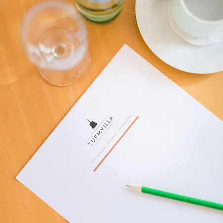 Turmvilla ホテル バート・ムスカウ